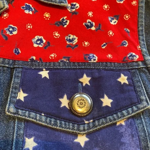 Stonebridge Viscose Denim Vest with Red and Blue Accents - Picture 3 of 8